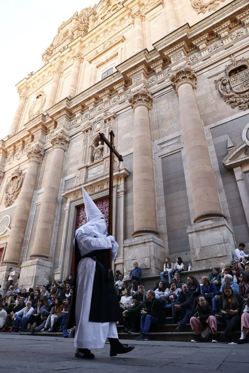 Foto 15 - Jes&uacute;s del V&iacute;a Crucis vuelve a emocionar en el Hospital