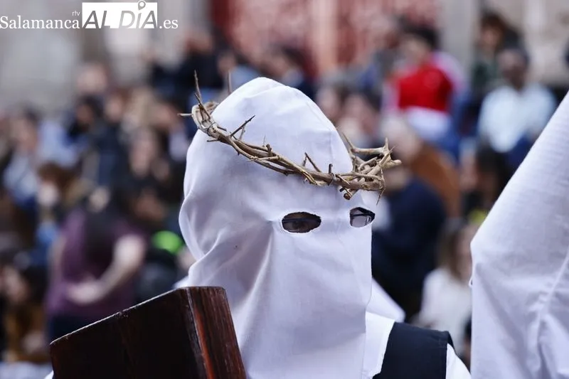 Foto 5 - Jes&uacute;s del V&iacute;a Crucis vuelve a emocionar en el Hospital