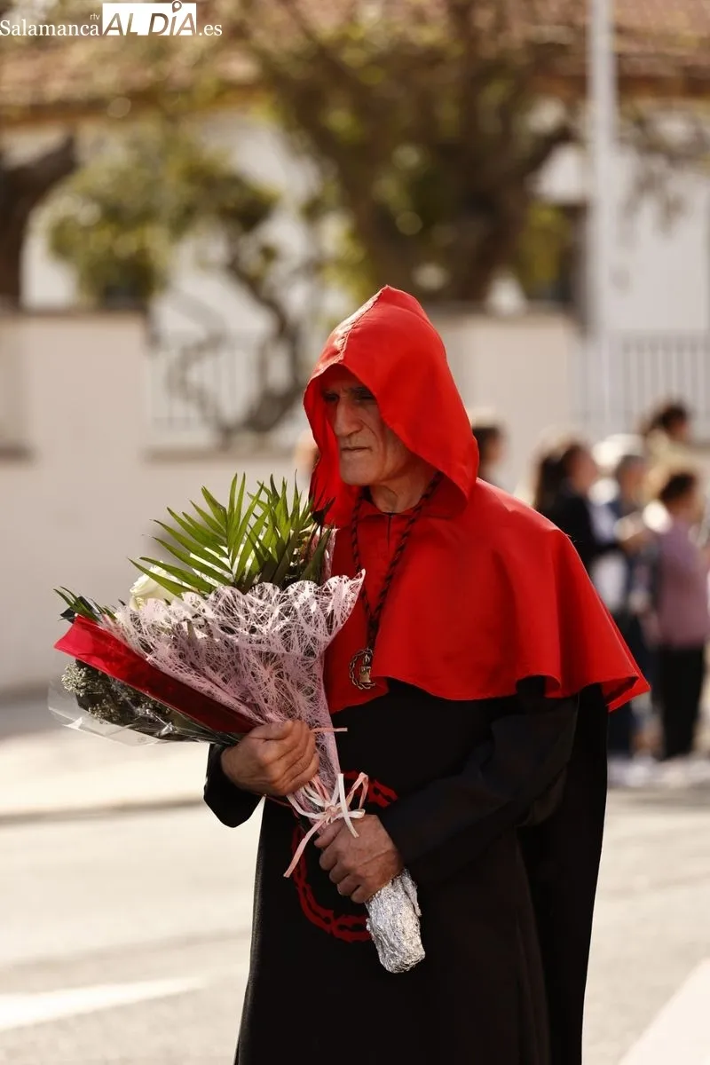 Foto 3 - Devoci&oacute;n por ver al Cristo de la Vela en este S&aacute;bado Santo