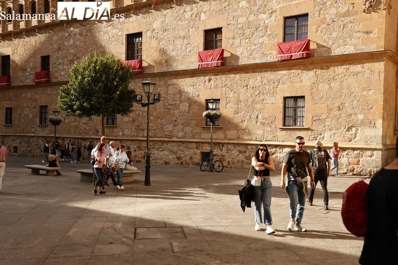 Foto 45 - El buen tiempo y la Semana Santa llenan de ambiente el centro de la ciudad