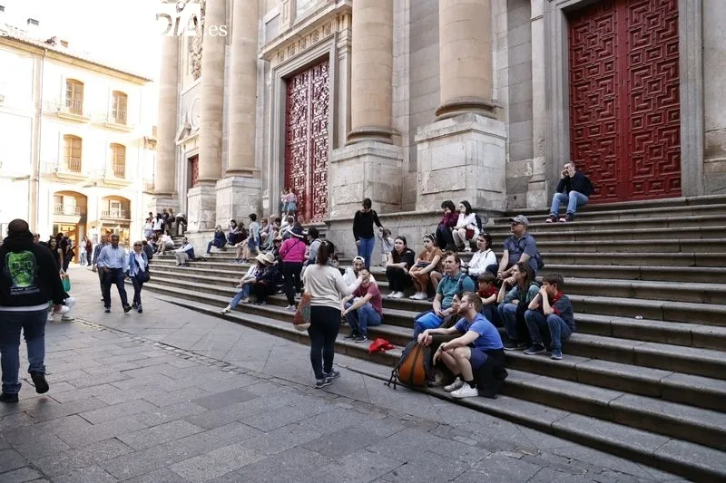 Foto 15 - El buen tiempo y la Semana Santa llenan de ambiente el centro de la ciudad