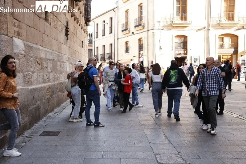 Foto 14 - El buen tiempo y la Semana Santa llenan de ambiente el centro de la ciudad