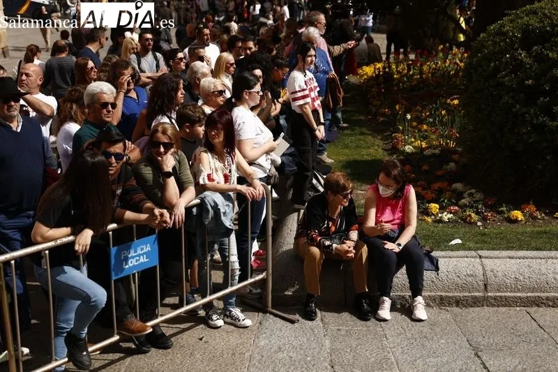 Foto 34 - Multitud de personas en un bonito encuentro para cerrar el Domingo de Resurrecci&oacute;n