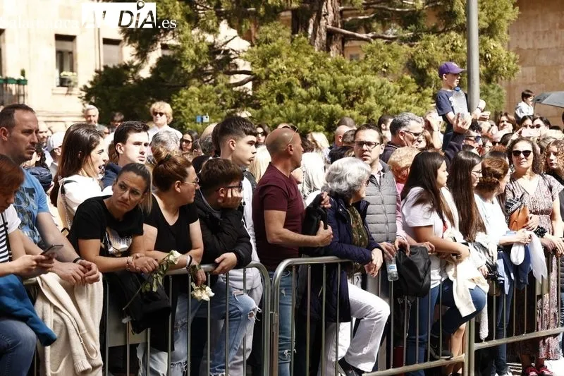 Foto 16 - Multitud de personas en un bonito encuentro para cerrar el Domingo de Resurrecci&oacute;n