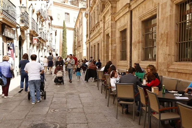 Foto 45 - Buen tiempo y gran ambiente en el centro de Salamanca para despedir la Semana Santa