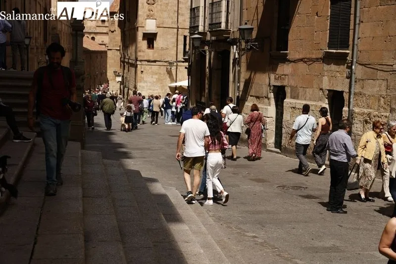 Foto 35 - Buen tiempo y gran ambiente en el centro de Salamanca para despedir la Semana Santa