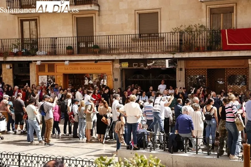 Foto 34 - Buen tiempo y gran ambiente en el centro de Salamanca para despedir la Semana Santa