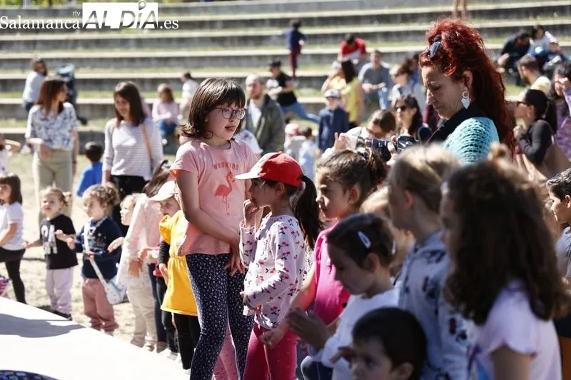 Juegos y actuaciones en el Parque Elio Antonio de Nebrija. Fotos: David Sañudo