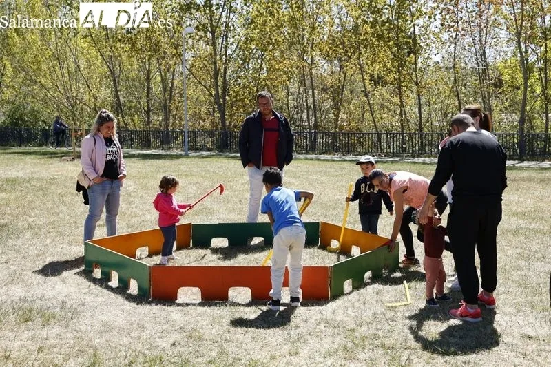 Juegos y actuaciones en el Parque Elio Antonio de Nebrija. Fotos: David Sañudo