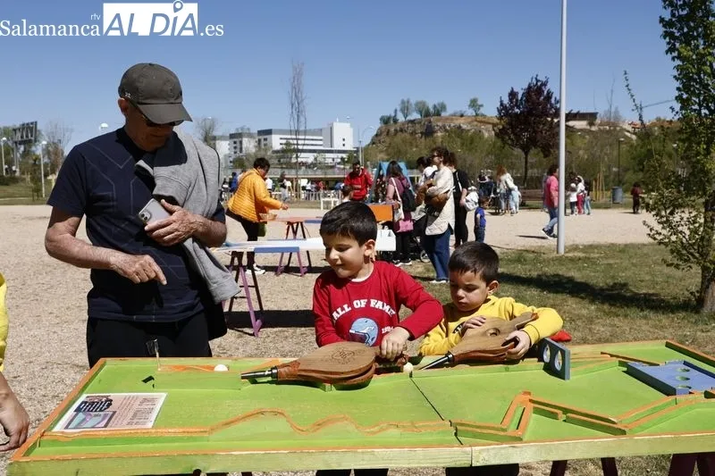 Juegos y actuaciones en el Parque Elio Antonio de Nebrija. Fotos: David Sañudo
