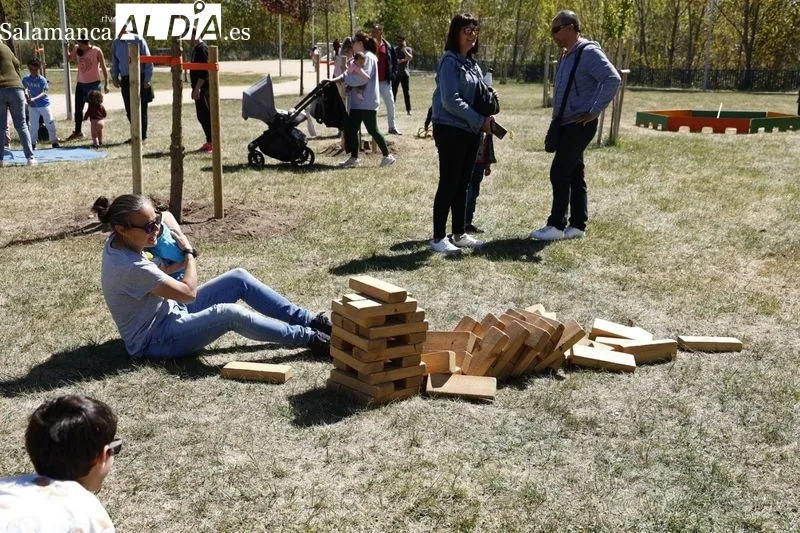 Juegos y actuaciones en el Parque Elio Antonio de Nebrija. Fotos: David Sañudo