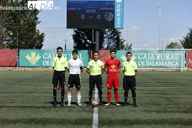 Galería de imágenes del derbi en el San Casto / Fotos: David Sañudo