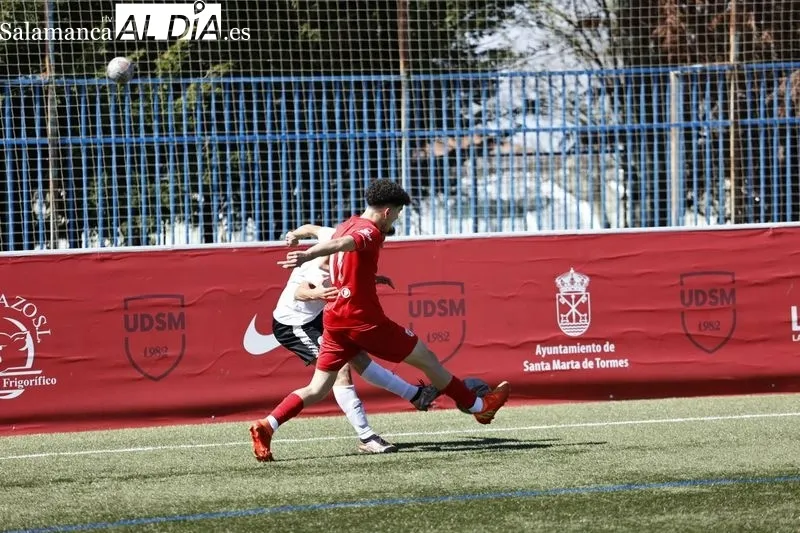 Galería de imágenes del derbi en el San Casto / Fotos: David Sañudo