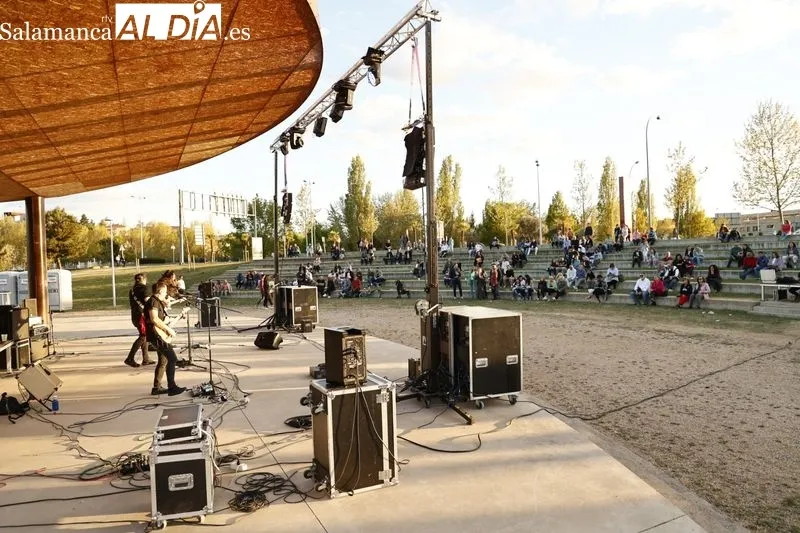 Concierto de Efecto Retroactivo en el Parque Elio Antonio de Nebrija. Fotos: David Sañudo