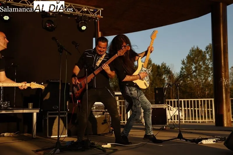 Concierto de Efecto Retroactivo en el Parque Elio Antonio de Nebrija. Fotos: David Sañudo