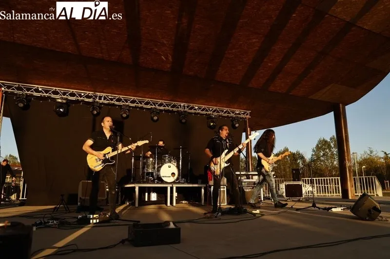 Concierto de Efecto Retroactivo en el Parque Elio Antonio de Nebrija. Fotos: David Sañudo