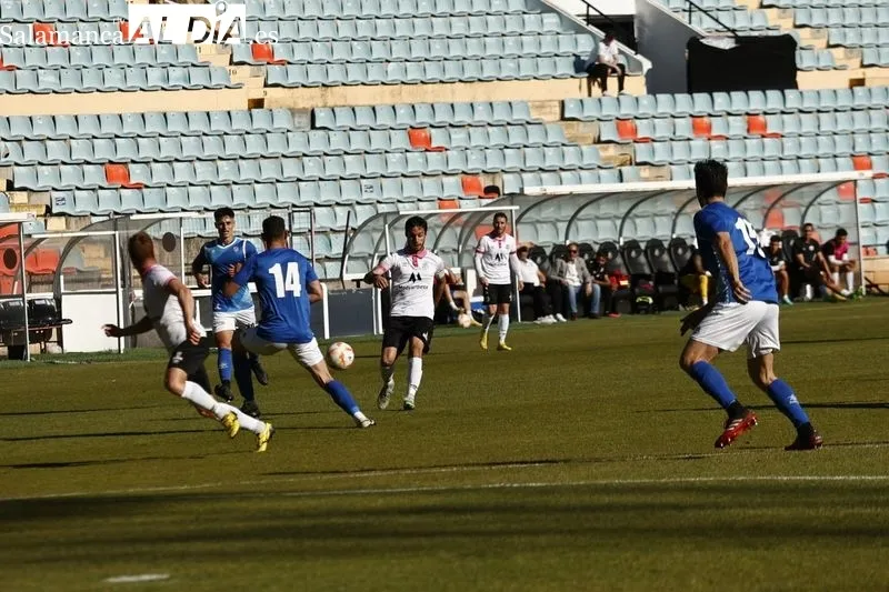 Foto 9 - El Salamanca UDS coge la v&iacute;a del playoff y ya sue&ntilde;a con el ascenso (3-0)