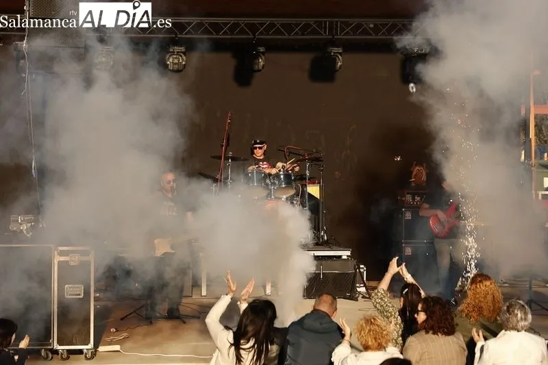Concierto de Al Límite en el parque Elio Antonio de Nebrija