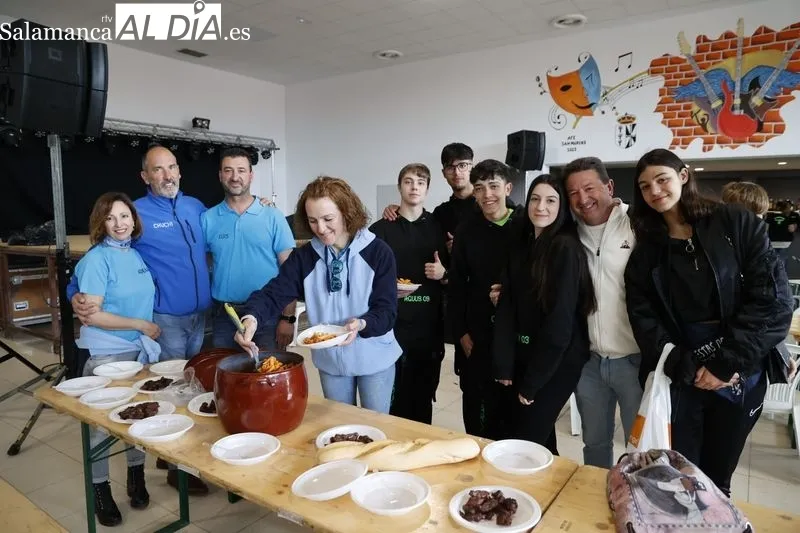 Foto 13 - Comida y diversi&oacute;n en las fiestas de San Marcos en Do&ntilde;inos