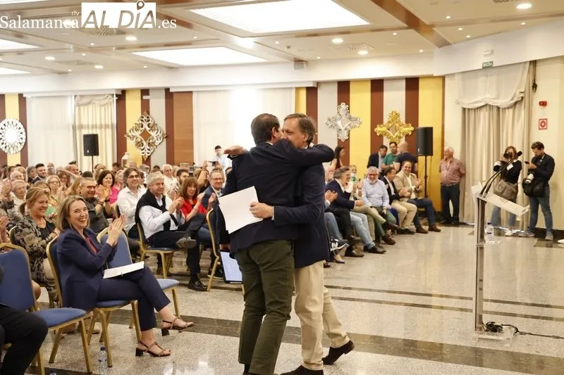 Foto 18 - Cuca Gamarra clausura junto a Ma&ntilde;ueco y a Carbayo la Convenci&oacute;n de candidatos del PP de Salamanca
