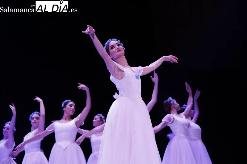 Foto 10 - Un espect&aacute;culo de danza muy solidario a favor de los damnificados por los terremotos de Turqu&iacute;a