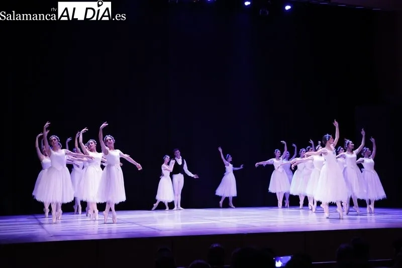 Foto 7 - Un espect&aacute;culo de danza muy solidario a favor de los damnificados por los terremotos de Turqu&iacute;a