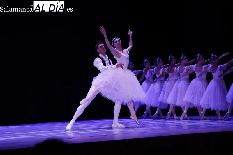 Foto 6 - Un espect&aacute;culo de danza muy solidario a favor de los damnificados por los terremotos de Turqu&iacute;a