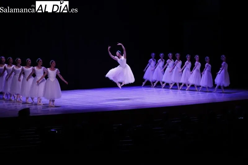 Foto 3 - Un espect&aacute;culo de danza muy solidario a favor de los damnificados por los terremotos de Turqu&iacute;a