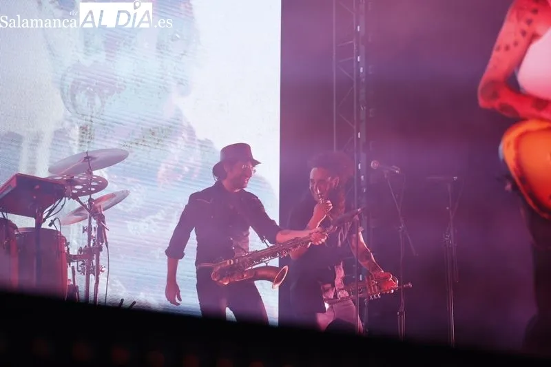Concierto de Leiva en el Multiusos Sánchez Paraíso. Fotos: David Sañudo
