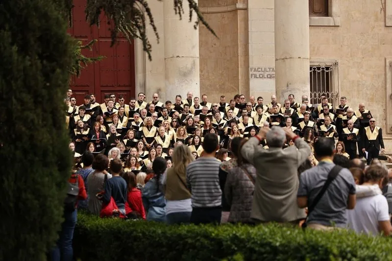 Foto 5 - El Coro Tom&aacute;s Luis de Victoria envuelve con su m&uacute;sica Anaya
