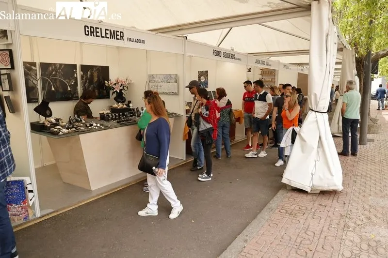 Ambiente en el centro de Salamanca este domingo. Fotos: David Sañudo