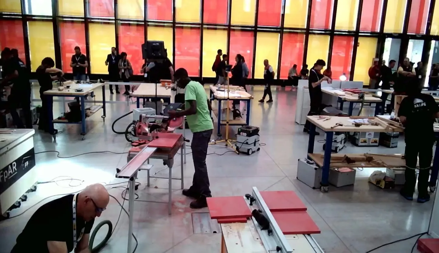 Foto 3 - Dos alumnos del IES Tierra participan en &lsquo;Castilla y Le&oacute;n Skills&rsquo;