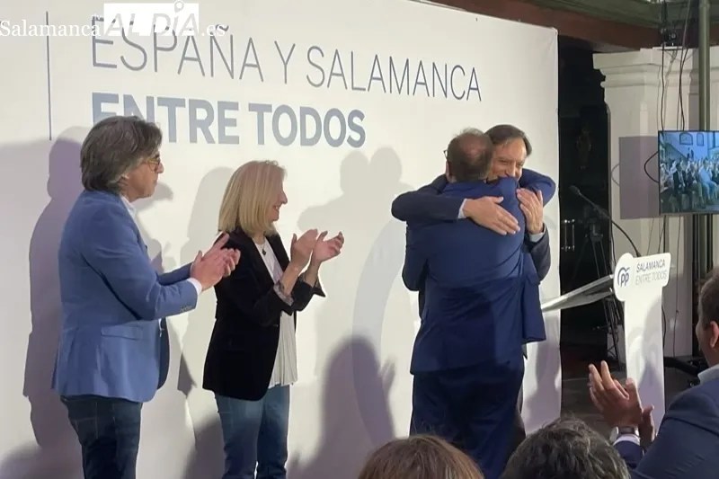 Foto 3 - El PP, con Carbayo y Tellado al frente, arropan a los candidatos a las alcald&iacute;as de las cabeceras de la provincia