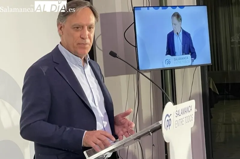 Foto 6 - El PP, con Carbayo y Tellado al frente, arropan a los candidatos a las alcald&iacute;as de las cabeceras de la provincia