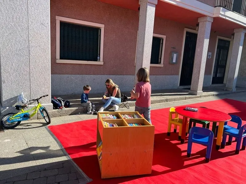 Foto 9 - Carbajosa se sumerge en el mundo de los libros