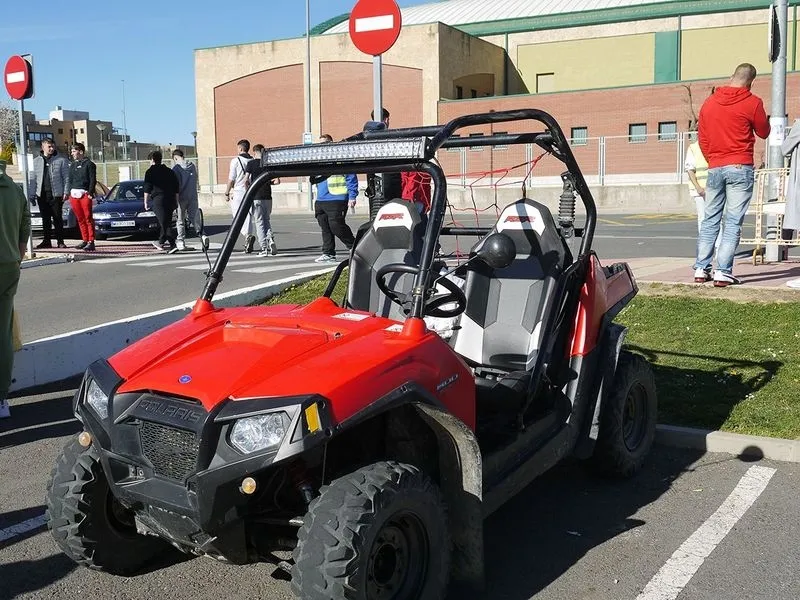 Foto 8 - Los amantes del motor disfrutan con la concentraci&oacute;n de veh&iacute;culos en Carbajosa