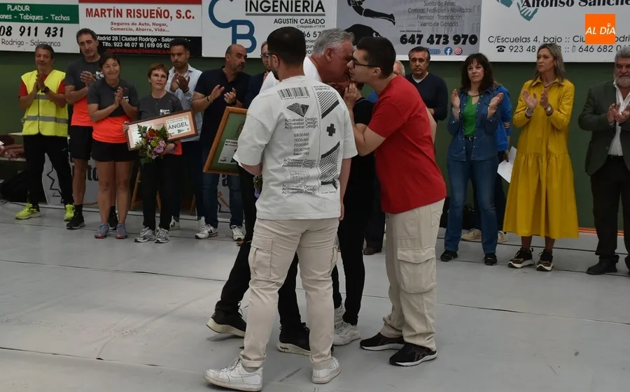 Foto 4 - La Media Marat&oacute;n homenajea a los dos miembros de la organizaci&oacute;n fallecidos en los &uacute;ltimos a&ntilde;os