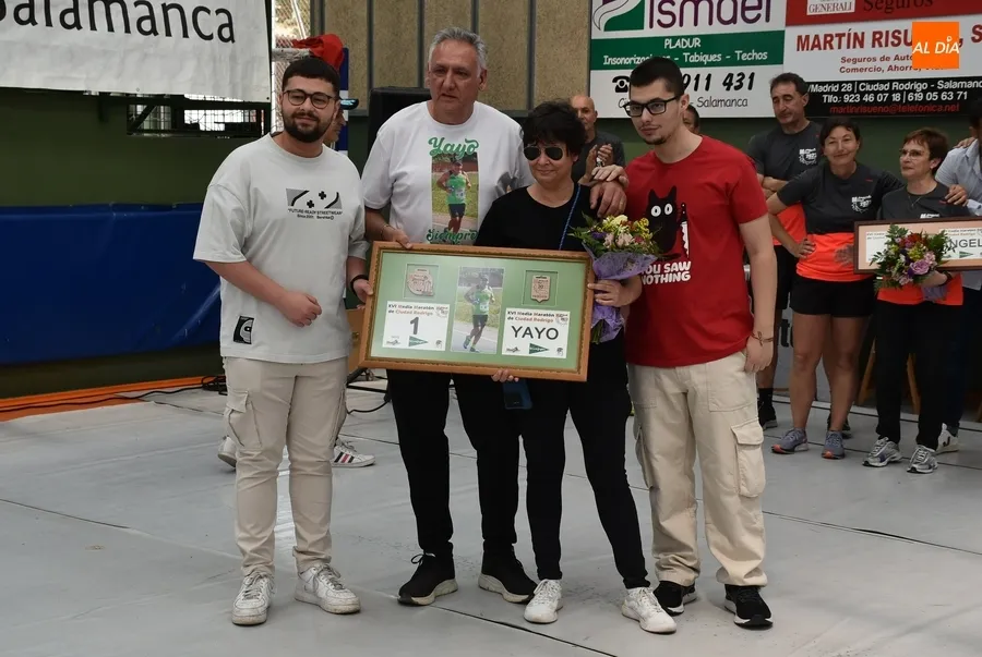 Foto 5 - La Media Marat&oacute;n homenajea a los dos miembros de la organizaci&oacute;n fallecidos en los &uacute;ltimos a&ntilde;os