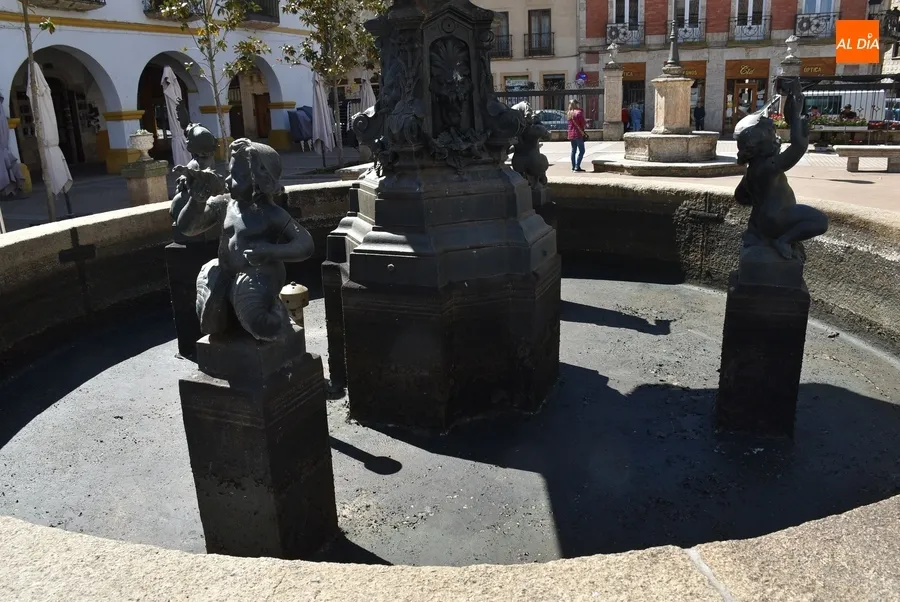Foto 3 - Ronda de limpieza de las fuentes municipales