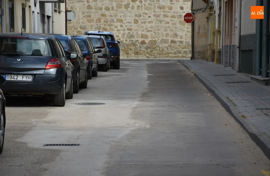 Foto 5 - Reabierta al tr&aacute;fico la calle Cardenal Mindszenty
