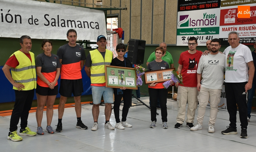 La Media Maratón homenajea a los dos miembros de la organización fallecidos en los últimos años