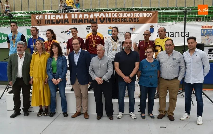 Foto 3 - Javier Alves y Ver&oacute;nica S&aacute;nchez triunfan en la Media Marat&oacute;n 2023