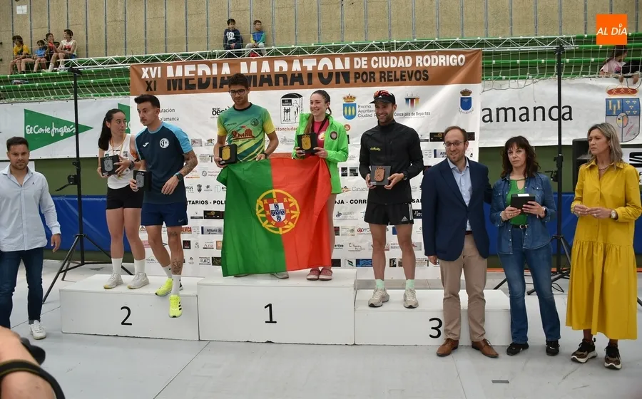 Foto 5 - Javier Alves y Ver&oacute;nica S&aacute;nchez triunfan en la Media Marat&oacute;n 2023
