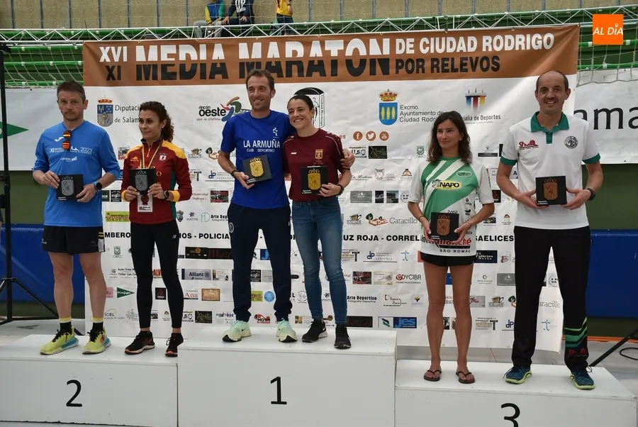 Foto 8 - Javier Alves y Ver&oacute;nica S&aacute;nchez triunfan en la Media Marat&oacute;n 2023