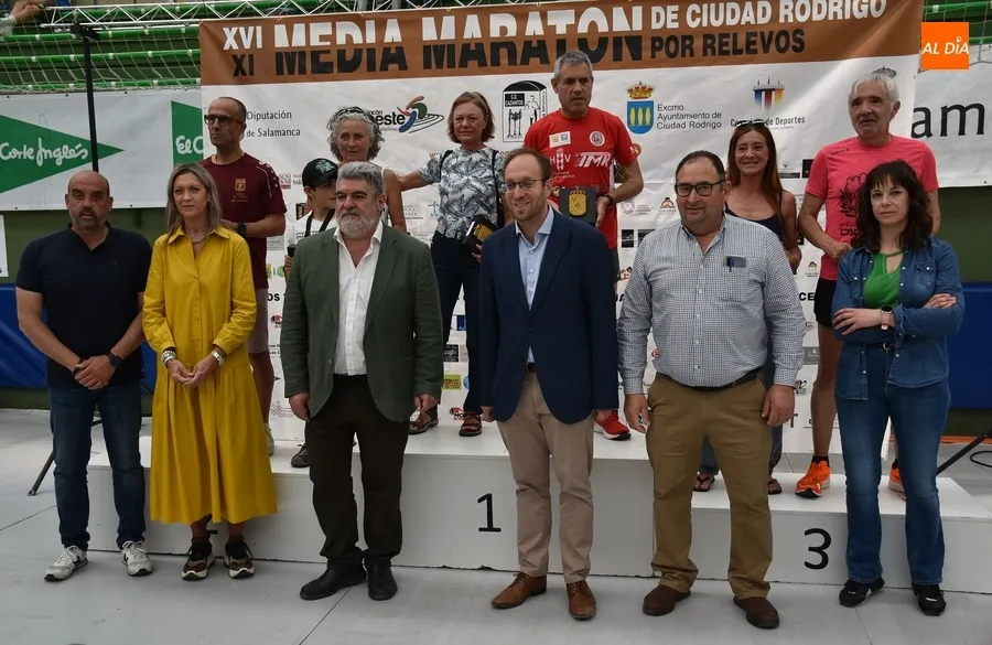 Foto 10 - Javier Alves y Ver&oacute;nica S&aacute;nchez triunfan en la Media Marat&oacute;n 2023