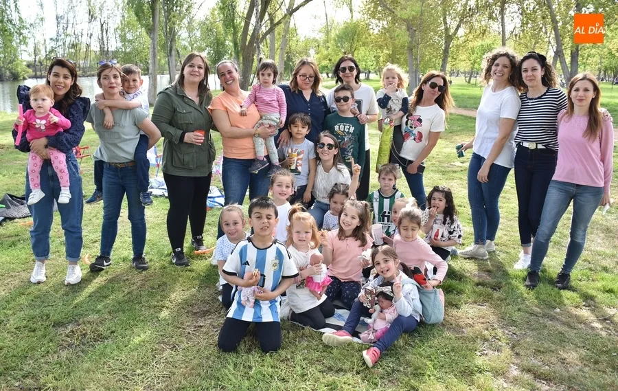 Foto 5 - La Torzida le pone un nuevo ritmo a la multitudinaria celebraci&oacute;n del Lunes de Aguas en Mir&oacute;briga
