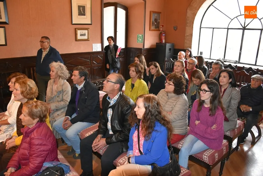Foto 3 - Toman posesi&oacute;n las ganadoras de las 3 plazas de Administrativo en el Ayuntamiento mirobrigense