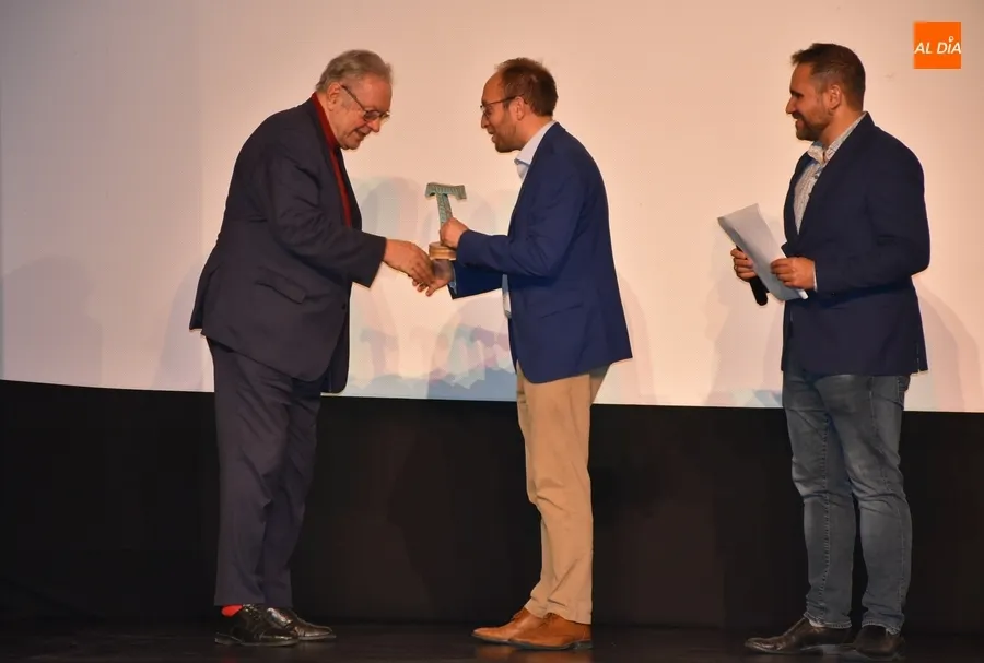 Foto 7 - El FICEE y Ciudad Rodrigo reciben al ilustre cineasta polaco Krzysztof Zanussi