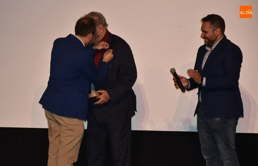 Foto 4 - El FICEE y Ciudad Rodrigo reciben al ilustre cineasta polaco Krzysztof Zanussi