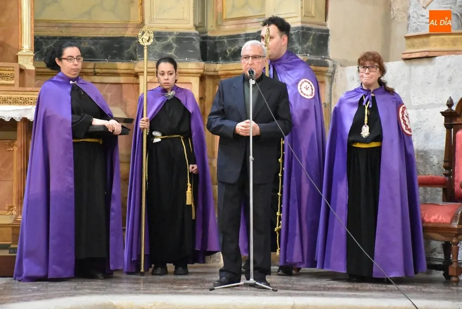 Foto 2 - La Cofrad&iacute;a del Nazareno nombra &lsquo;Cofrades Honor&iacute;ficas&rsquo; a las impulsoras de la figura de los romanos